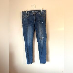 Old Navy Mid Rise Medium Wash Rockstar Distressed Jeans - Size 14